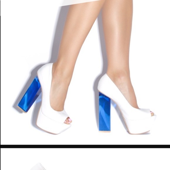 shoedazzle white heels
